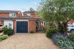 26, Cobb Close, Strood, Rochester ME2 3TY