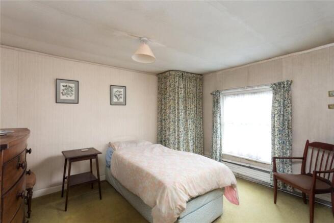 4 bed Detached for sale Image 10