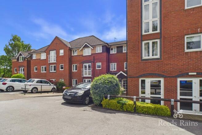 2 bed Apartment for sale Image 10