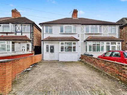 Taunton Avenue, Hounslow, TW3
