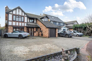 17, Heathwood Walk, Bexley DA5 2BP