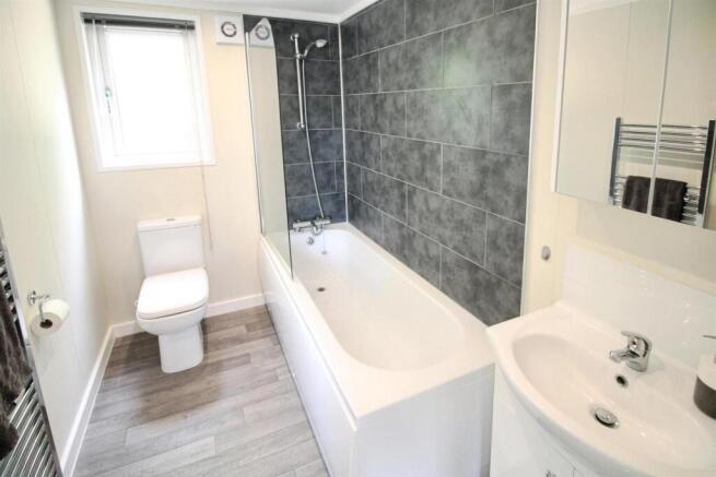 2 bed Park Home for sale Image 10