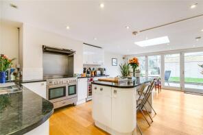 Flat A, 91, Clapham Road, London SW9 0HY