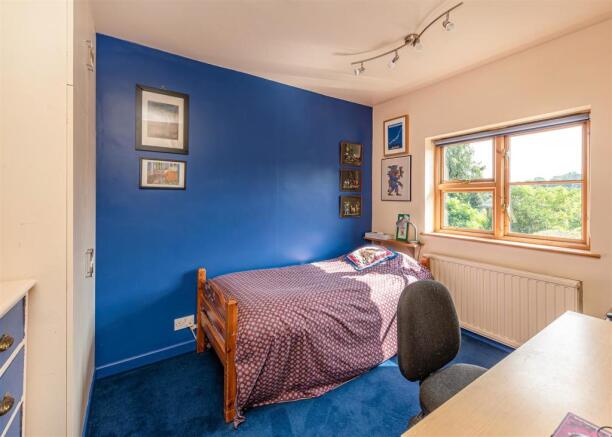 5 Foster Street-bed4.jpg