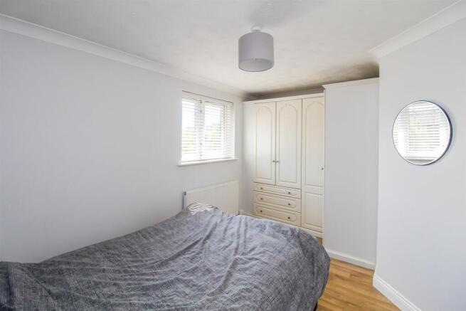 2 bed House for sale Image 9