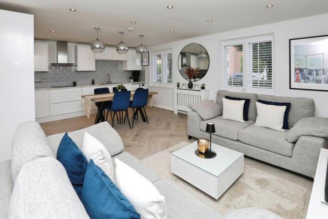 Lounge / Kitchen