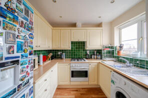 5, Alice Close, New Barnet, Barnet EN5 1PB