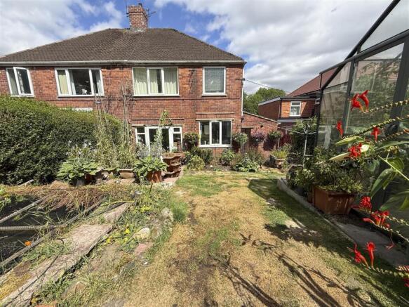 3 bed Semi-Detached for sale Image 6