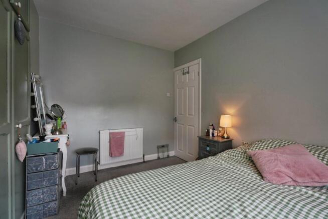 3 bed Terraced for sale Image 10