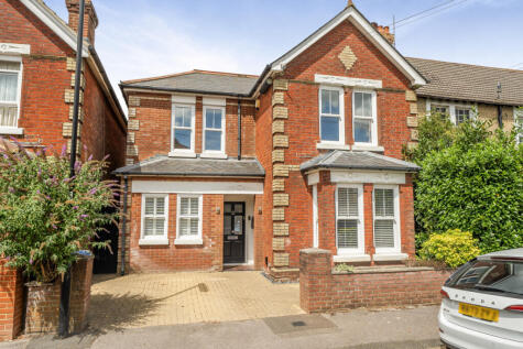 Highclere Road, Southampton, SO16