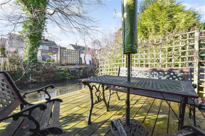 Patio / Decking