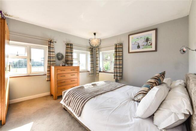 One of 5 Bedrooms