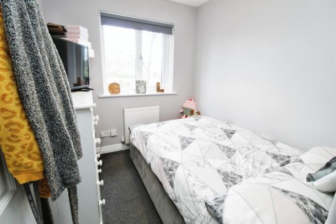 3 bed Semi-Detached for sale Image 10