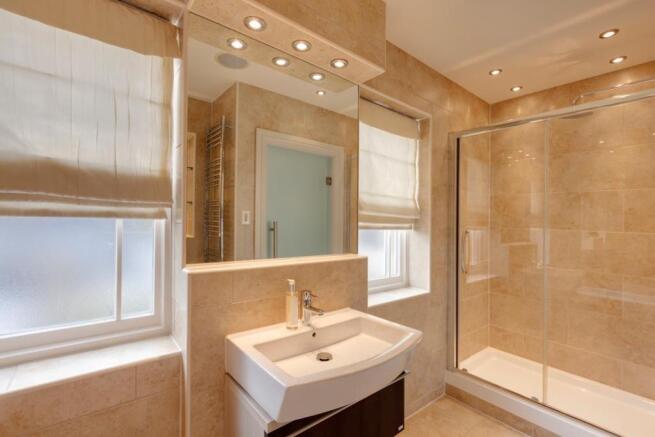 Bedroom 2 En-Suite