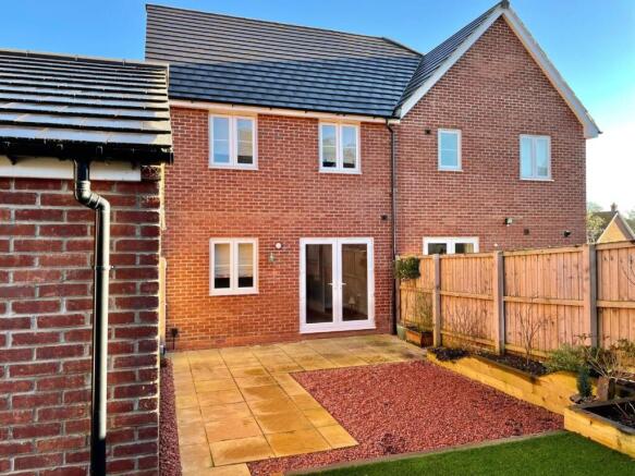 3 bed House to rent Image 5