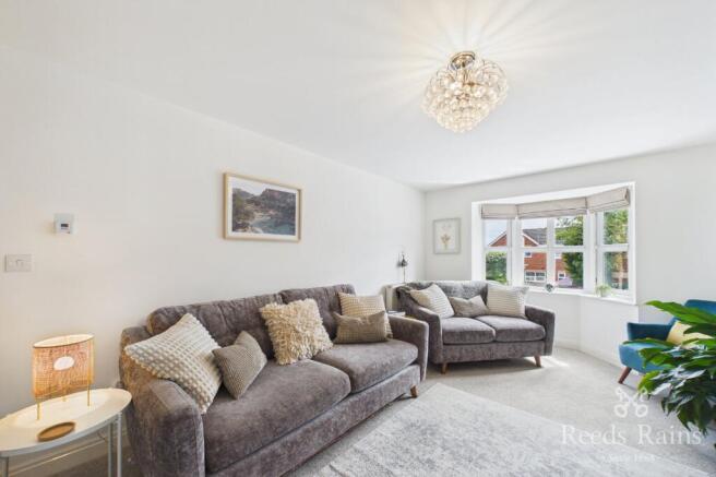 2 bed Apartment for sale Image 4