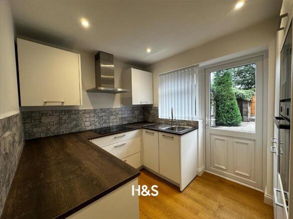 32 sandy hill kitchen.jpg