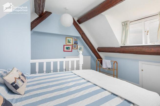 2 bed Terraced for sale Image 10