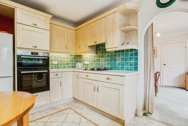 3 bed Detached Bungalow for sale Image 5