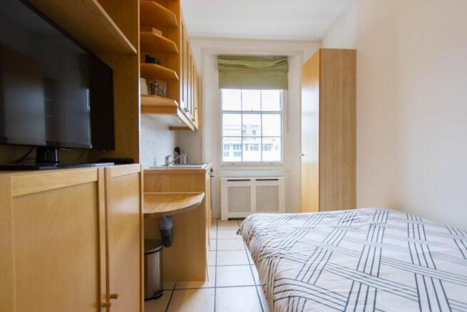Studio to rent