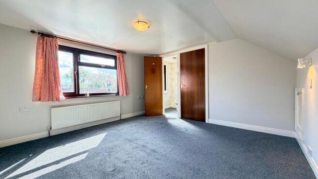 3 bed Detached Bungalow for sale Image 11