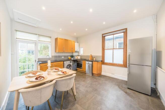 Ravenstone Street, Balham photo 3