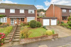 18, Meadowbrook, Folkestone CT20 3NY