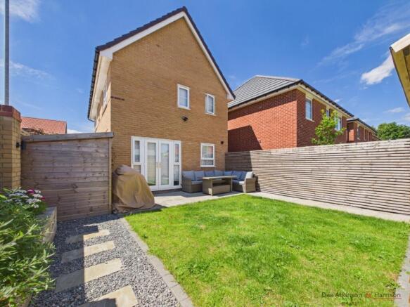3 bed Detached for sale Image 4