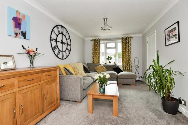 Lounge:
