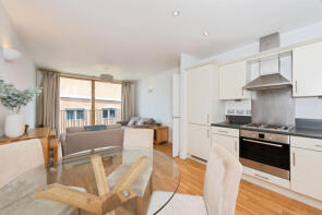 Flat 15, Bennets Courtyard, Watermill Way, Colliers Wood, London SW19 2RW