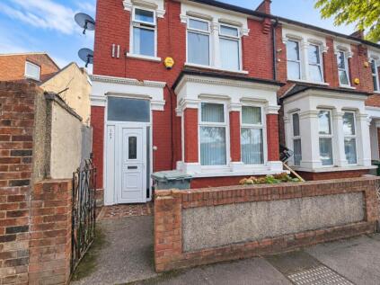 Ruskin Avenue, London, E12 6PN