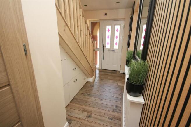 NN8 Edinburgh Road, Wellingborough photo 4