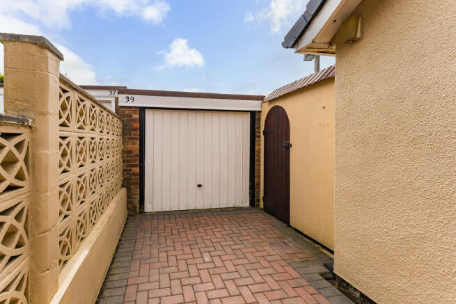39 NARROW LANE-8