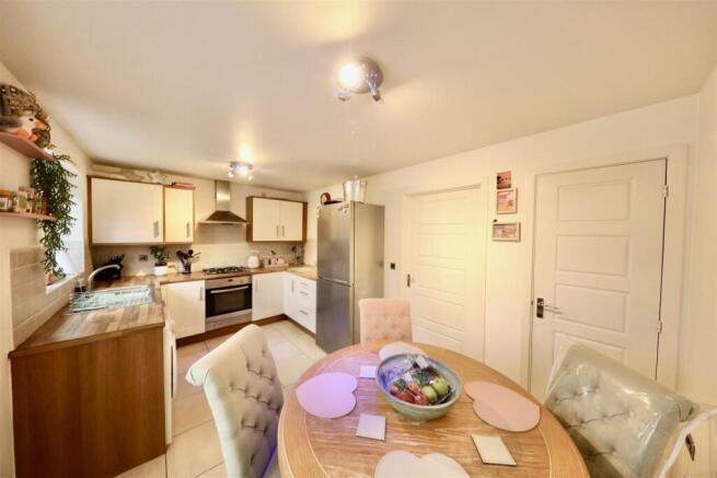 Kitchen diner