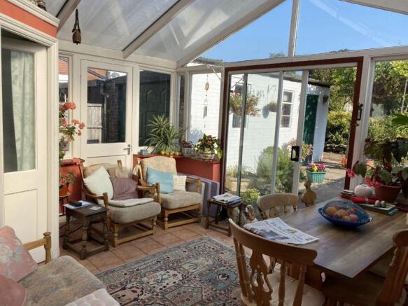 Garden Room 