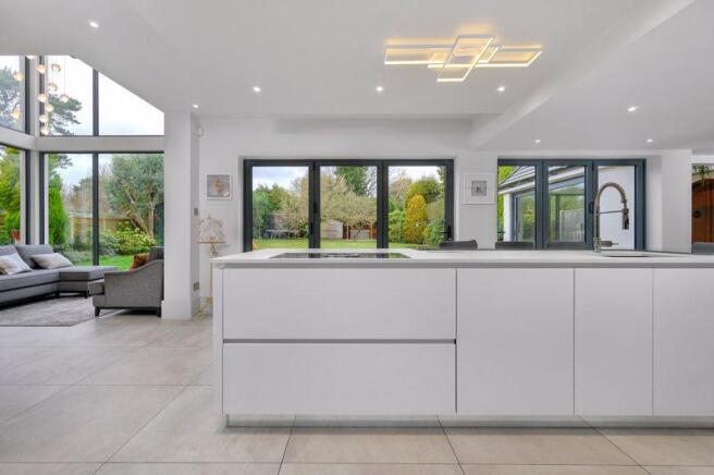 Schone Kitchen