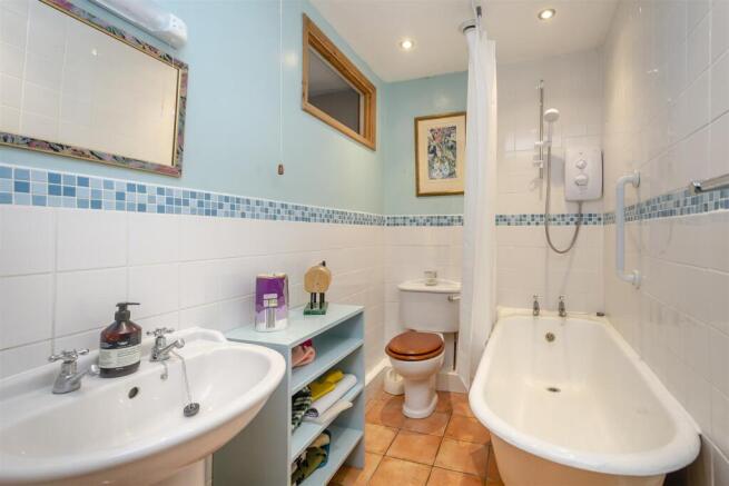 3 bed Detached for sale Image 11