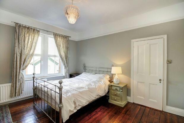 BEDROOM 1 PHOTO
