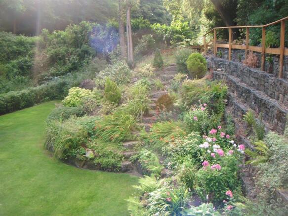 Side garden picture Five