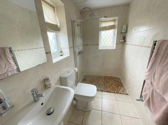 En-suite shower room