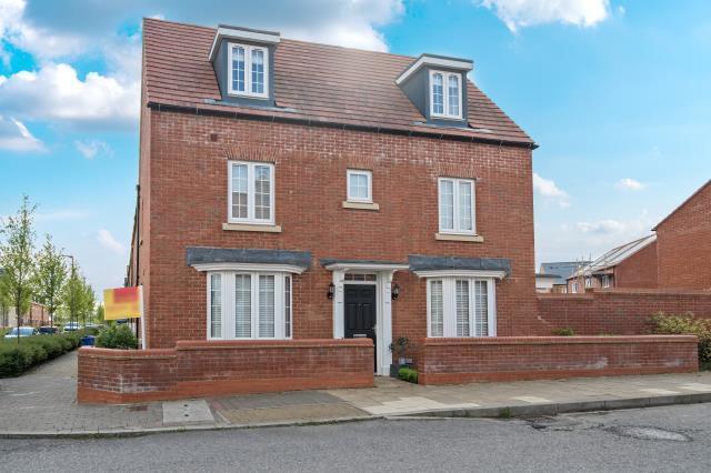 4-bed detached on Bishop Road, Bicester, £475,000