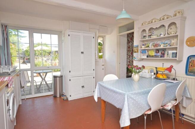 No.2- Kitchen/Diner