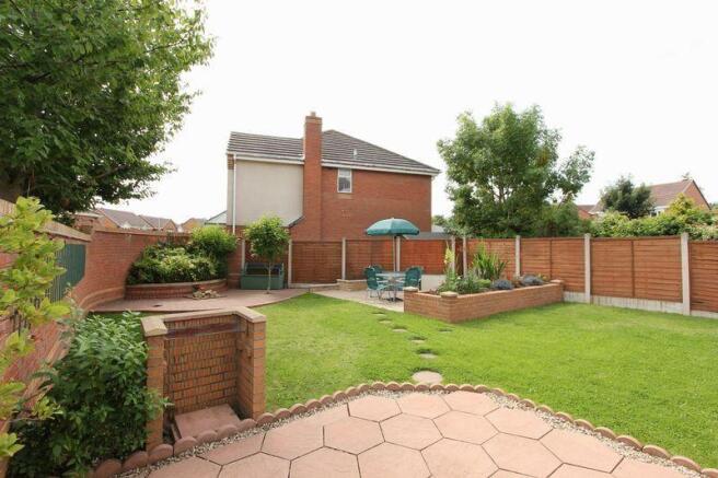 GARDEN 1