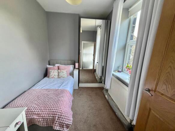 4 bed End of Terrace for sale Image 11