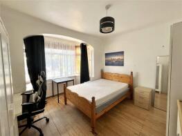 19, Park Avenue, London NW10 7EX