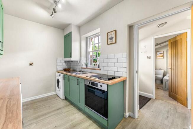 2 bed Terraced for sale Image 4