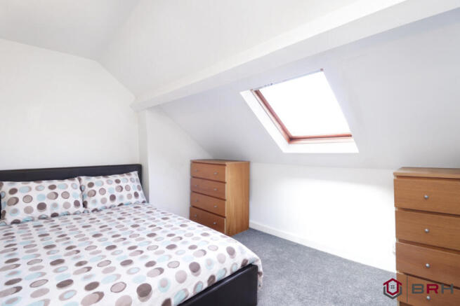 3 bed Terraced for sale Image 11