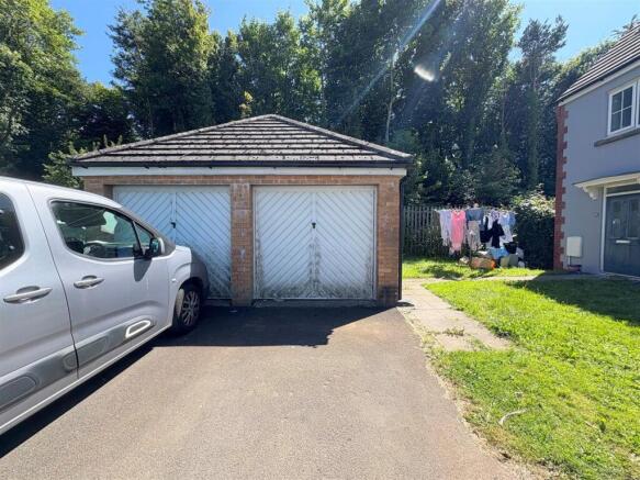 Garage.jpg