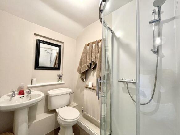 2nd En-Suite Shower Room