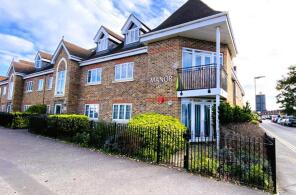 2, Manor Court, Thorpe Road, Staines-upon-thames TW18 3HT